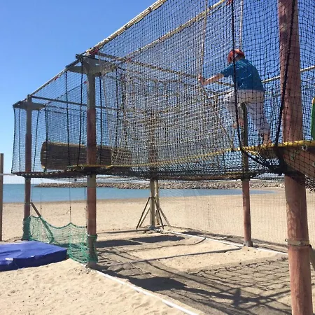 Avec Vue Mer, 30m De La Plage, Parking. Wi-fi Et Linge En Option. - Fr-1-338-542