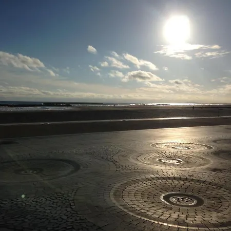 公寓 Avec Vue Mer, 30m De La Plage, Parking. Wi-fi Et Linge En Option. - Fr-1-338-542