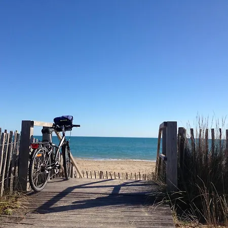 Avec Vue Mer, 30m De La Plage, Parking. Wi-fi Et Linge En Option. - Fr-1-338-542